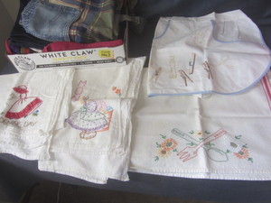 lot 341 image: Aprons - vintage & new, Embroidered...