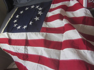 lot 379 image: US flag, 13 star 3x5 cotton...