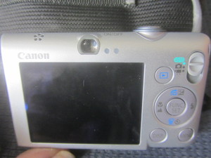 lot 386 image: Canon Power Shot SD1200IS digital E...