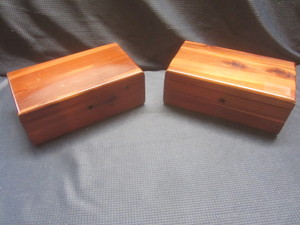 lot 456 image: Lane mini cedar chests - Cambridge ...