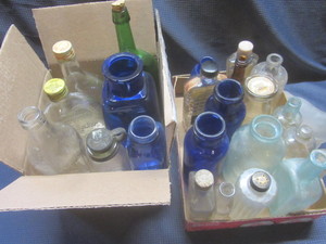 lot 468 image: Vintage bottles with cobalt, Mellin...