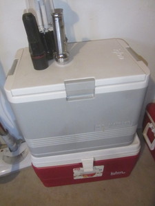 lot 475 image: Koolmate 40 & Igloo 52 coolers, lan...