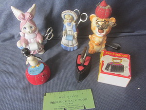 lot 403 image: Sewing pin cushions figural, threa...