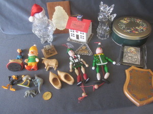 lot 430 image: Christmas including ornaments, Sant...