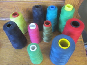 lot 435 image: Serger thread...