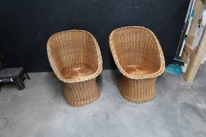 lot 22 image: WICKER BASKET CHAIRS