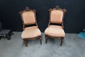 lot 26 image: 2 CHAIR