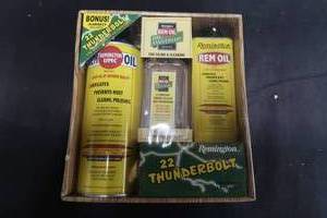 lot 73 image: REMINGTON CLEANING KIT WITH 22 LONG RIFLE ROUNDS