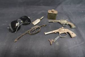 lot 85 image: OLD VINTAGE PIECES
