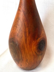 lot 13 image: Ron Kent Wood Turning Vessel