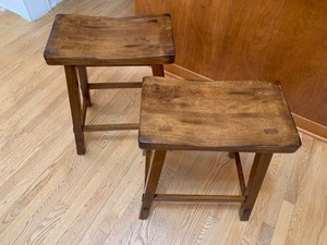 lot 165 image: Pair of Barstools