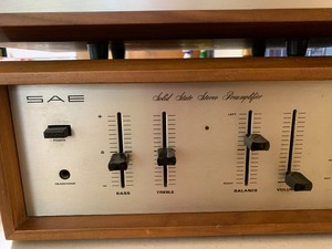 lot 173 image: SAE Marx XXX I Amplifier and SAE Pre-Amplifier Marx XXX