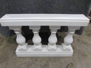 lot 7 image: (2) Plastic Decorative Pieces