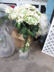 lot 14 image: (5) Plastic Decoration Flower Pieces