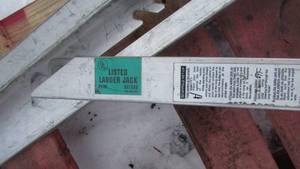 lot 61 image: (4) Ladder Jacks