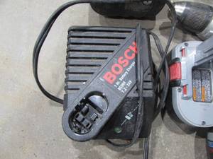 lot 126 image: (2) Cordless Drills With Charger and (4) Batteries