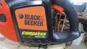 lot 149 image: Black & Decker String Trimmer