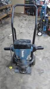 lot 166 image: Makita Electric Jackhammer with Cart and Bits