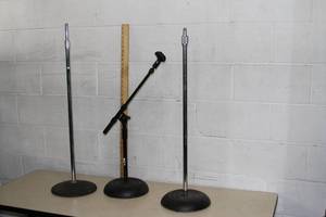 lot 74 image: Lot of Miscellaneous Microphone  Mic Stands
