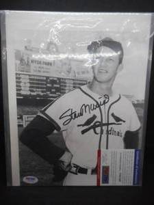 lot 1 image: PSADNA Authentic Stan Musial Autograph Photo 8 X 10