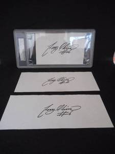 lot 6 image: PSADNA Authentic Tony Oliva Autograph  (2) Other Oliva Autos