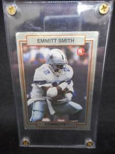 lot 55 image: 1990 Action Packed Emmitt Smith Rookie Card #34 MINT