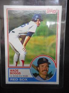 lot 72 image: 1983 Topps Wade Boggs Rookie Card #498 Near Mint LK