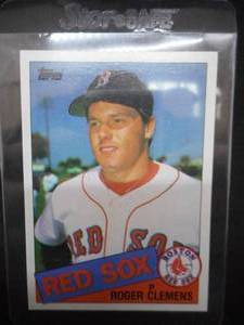lot 74 image: 1985 Topps Roger Clemens Rookie Card #181 Near Mint LK