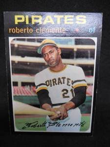 lot 112 image: 1971 Topps Roberto Clemente #630 Very Good Condition LK