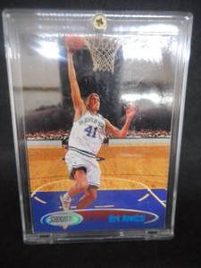 lot 126 image: 1998 Stadium Club Dirk Nowitzki Rookie Card #202 Mint Condition