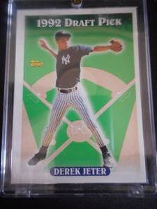 lot 127 image: 1993 Topps Derek Jeter Rookie Card #98 Near Mint LK