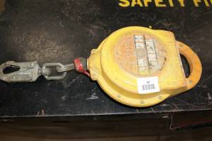 lot 98 image: Personal Fall Protection Retractable Lanyard