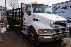 lot 1 image: 2005 Sterling Acterra Route Truck - 24 Bed