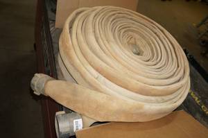 lot 139 image: 2 Trash Hoses