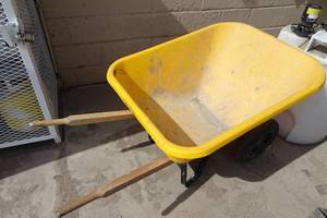 lot 46 image: Poly Wheel Barrow