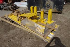 lot 19 image: Steel King Steel Guard Heavy Duty Guard Rail System