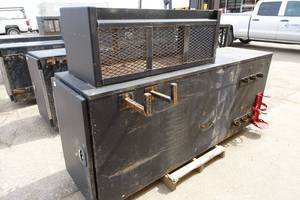 lot 28 image: Industrial Tool Box for Flat Bed Truck