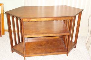 Wood Entertainment CenterTV Stand