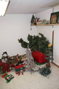 Christmas Dcor - Trees, Larger Pieces