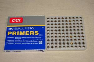 lot 68 image: 100 CCI 500 Small Pistol Primers