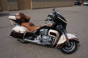 lot 1 image: 2018 Indian Roadmaster Motorcycle - Custom Paint, Big Bore Kit, Chrome Everything