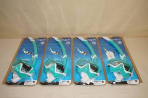 lot 45 image: 4 Aqua Lung Versa Snorkel Masks with Tubes