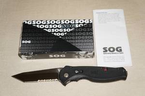 lot 29 image: SOG Flash II Assisted Opening Tanto Blade Pocket Knife