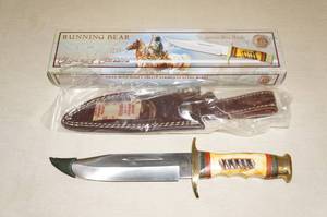 lot 34 image: New Chipaway Classic Running Bear Fixed Blade Knife