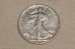 lot 4 image: 1942-S Walking Liberty Silver Half Dollar