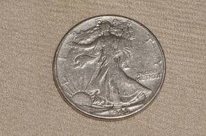 lot 6 image: 1945-P Walking Liberty Silver Half Dollar