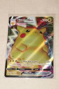 lot 65 image: Pikachu 044185 Vivid Voltage Vmax Full Art Holo Pokemon Card