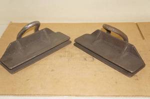 lot 139 image: Sheet Metal Lifting Blocks