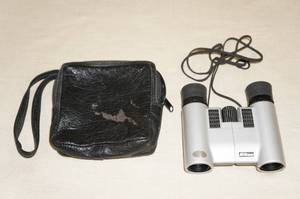 lot 165 image: Nikon 7 x 20 Low Profile Binoculars with Case