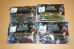 lot 171 image: 4 Packs of Medium Reaction Innovations Fishing Plastic Baits